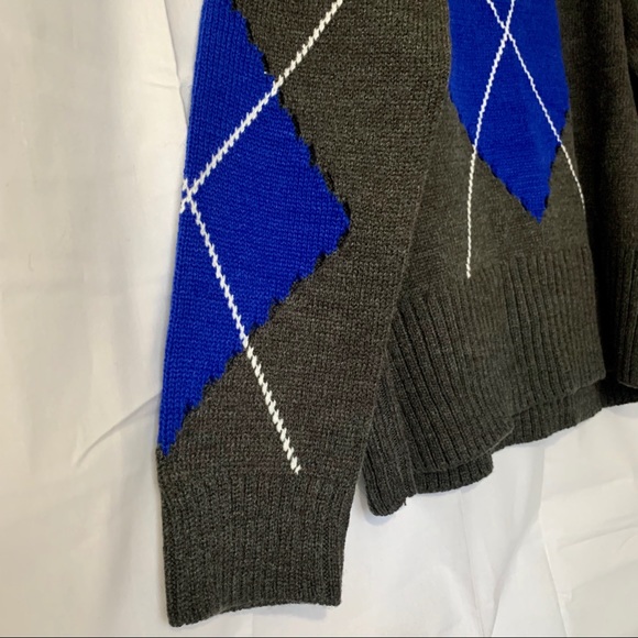 Men’s Sweater - Picture 4 of 5